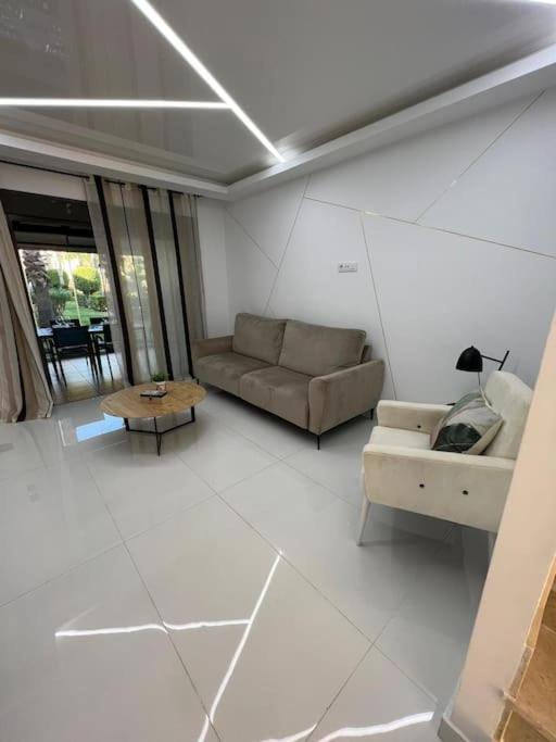 Morderno & Elegante Adosado En Roda Golf & Beach Resort Экстерьер фото